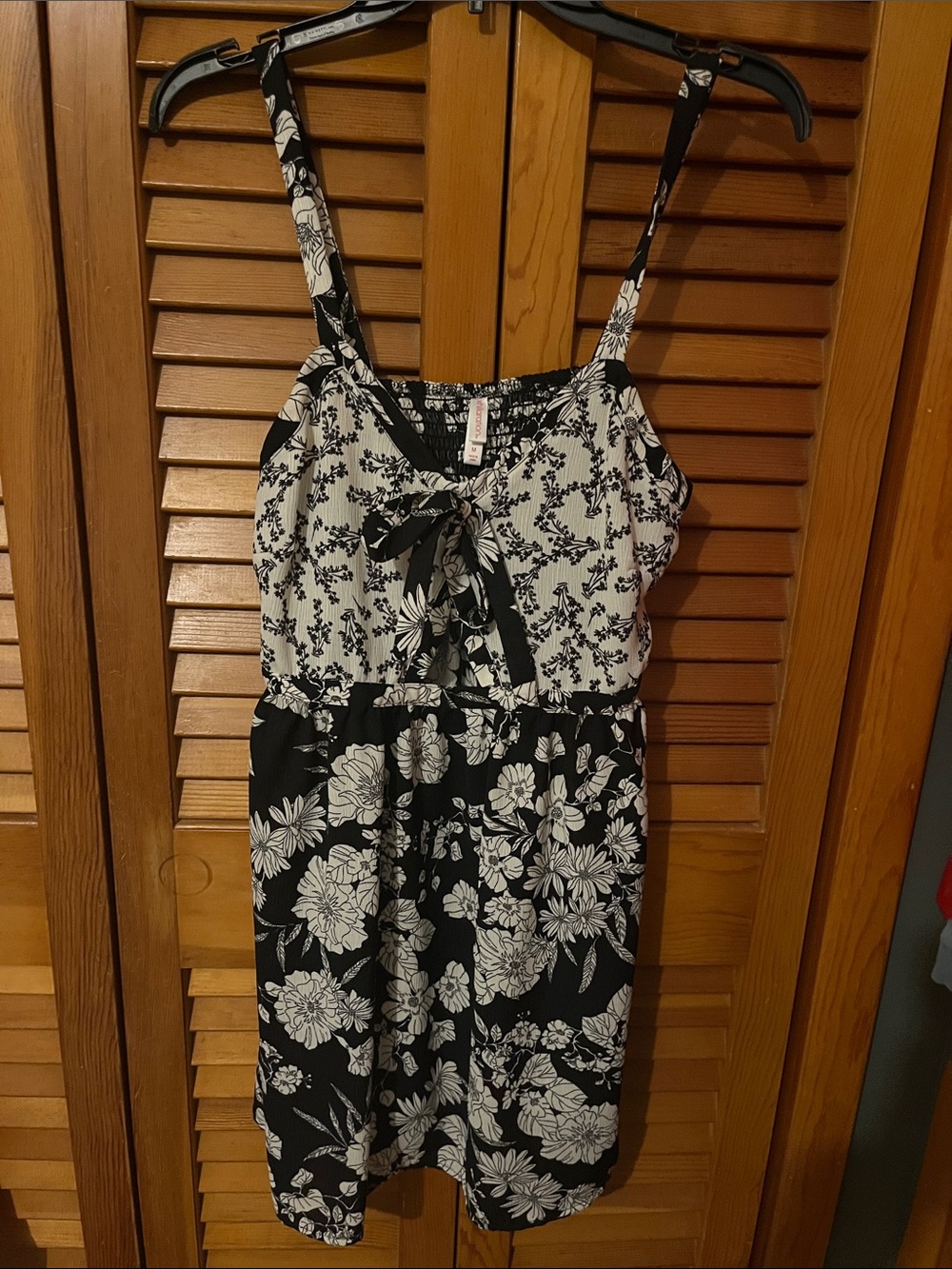 Xhilaration Black and White Floral Tie-Front Dress